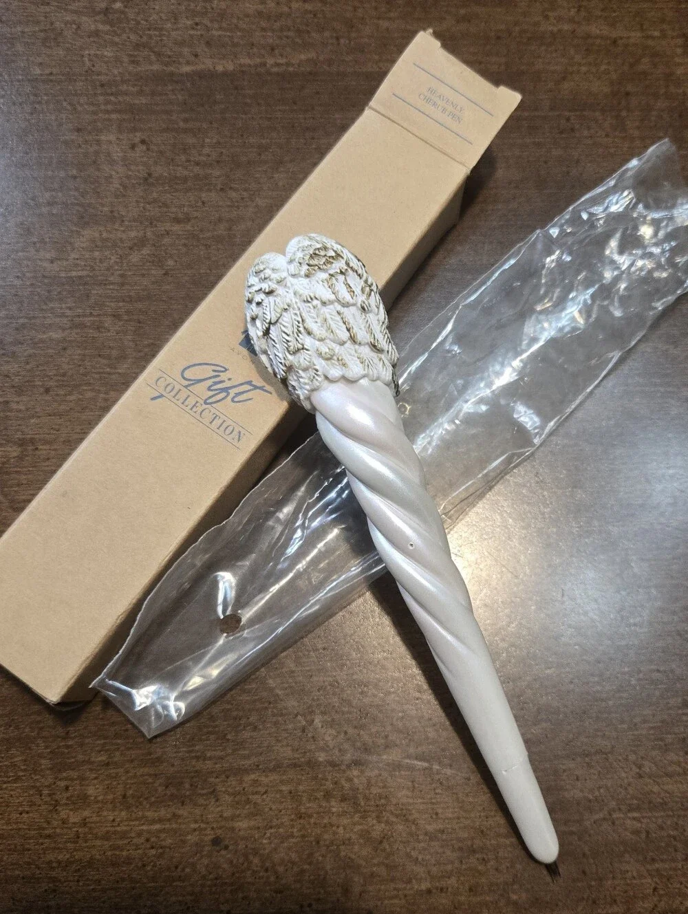 Vintage 1997 Avon Gift Collection Heavenly Cherub Pen New In Original Package
